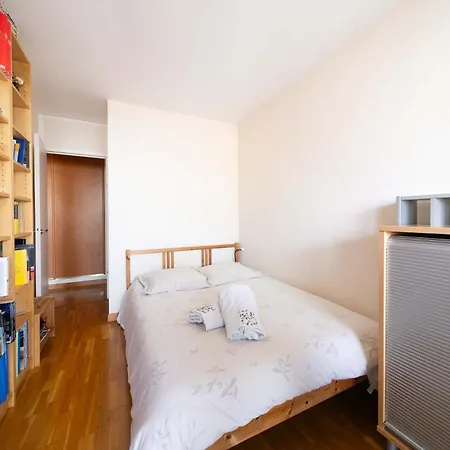 Spacious With Terrace And Parking
