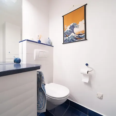 Spacious With Terrace And Parking *